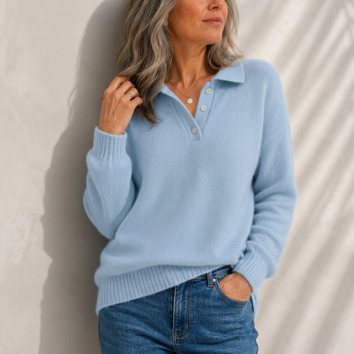 MARLOES | KLASSISCHE POLOKRAGEN-STRICKJACKE MIT KNÖPFEN