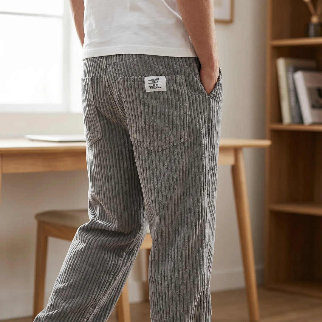 Mats Cordhose mit elastischem Bund