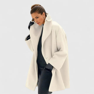 Greta | Eleganter Damenmantel mit breitem Reverskragen
