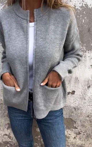 Regina - Gemütlicher Pullover mit Reißverschluss